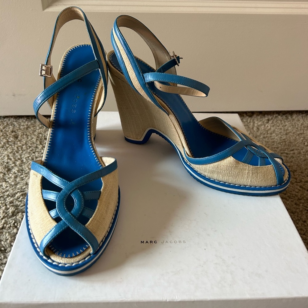 Marc Jacobs Blue Leather & Tan Canvas Heeled Sandal - Size 9